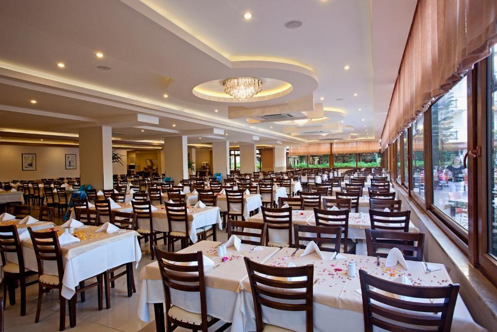 Hotel Titan Garden Ultra All Inclusive 코나키 외부 사진